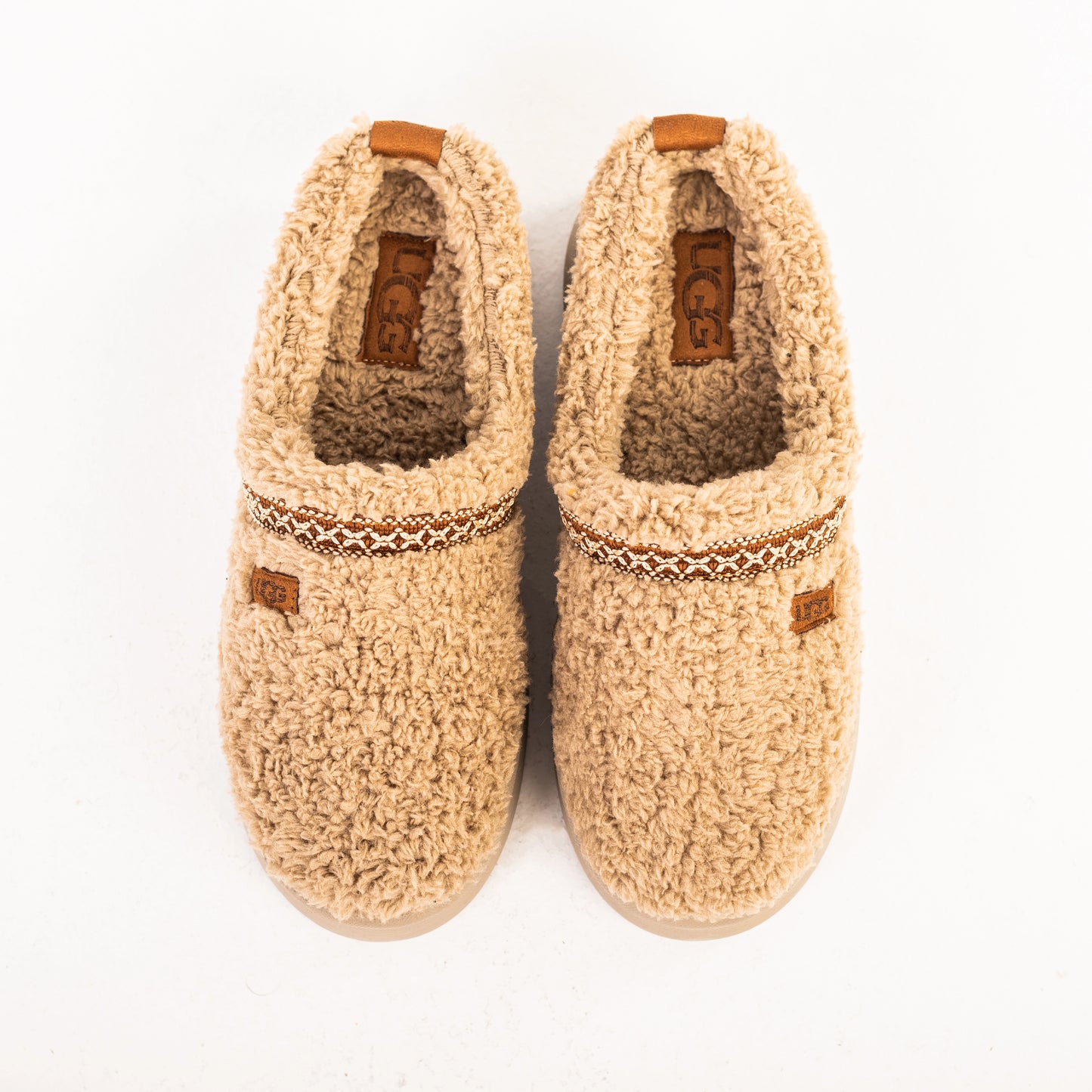 UGG Tazz Braid Slipper | Café