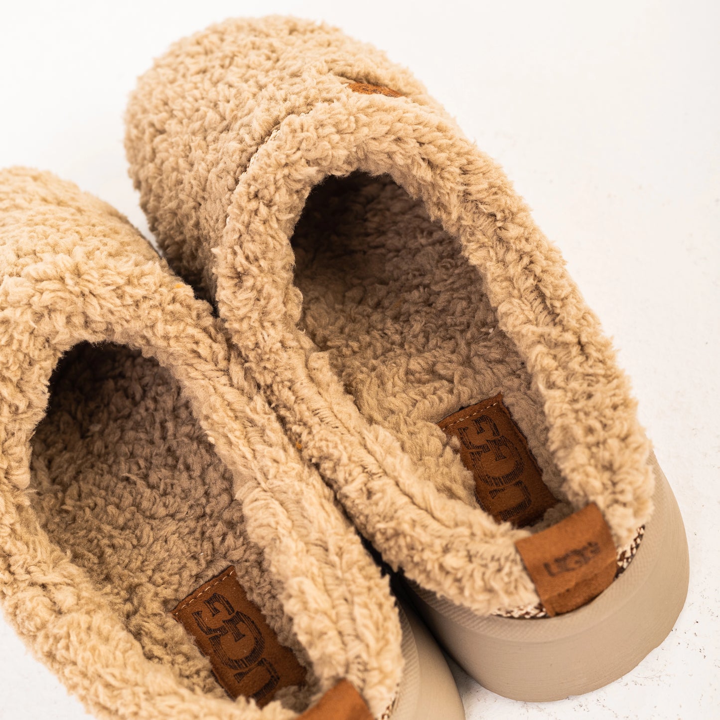 UGG Tazz Braid Slipper | Café