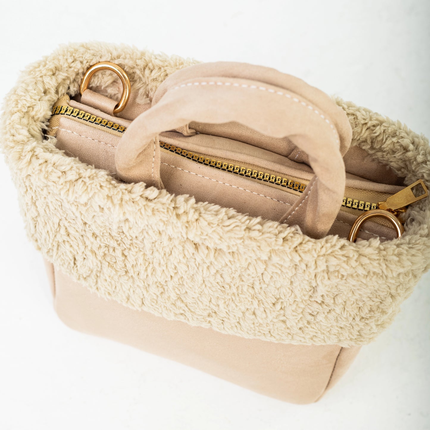UGG FurHaven Women's Bag | Off-white