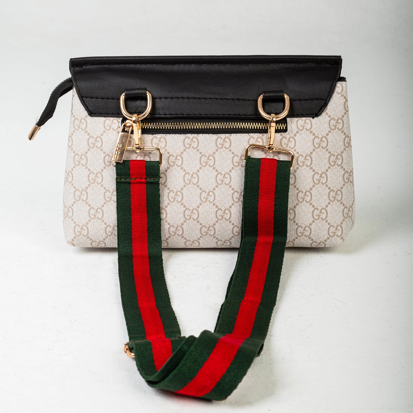 Gucci Women's Shoulder Bag | White