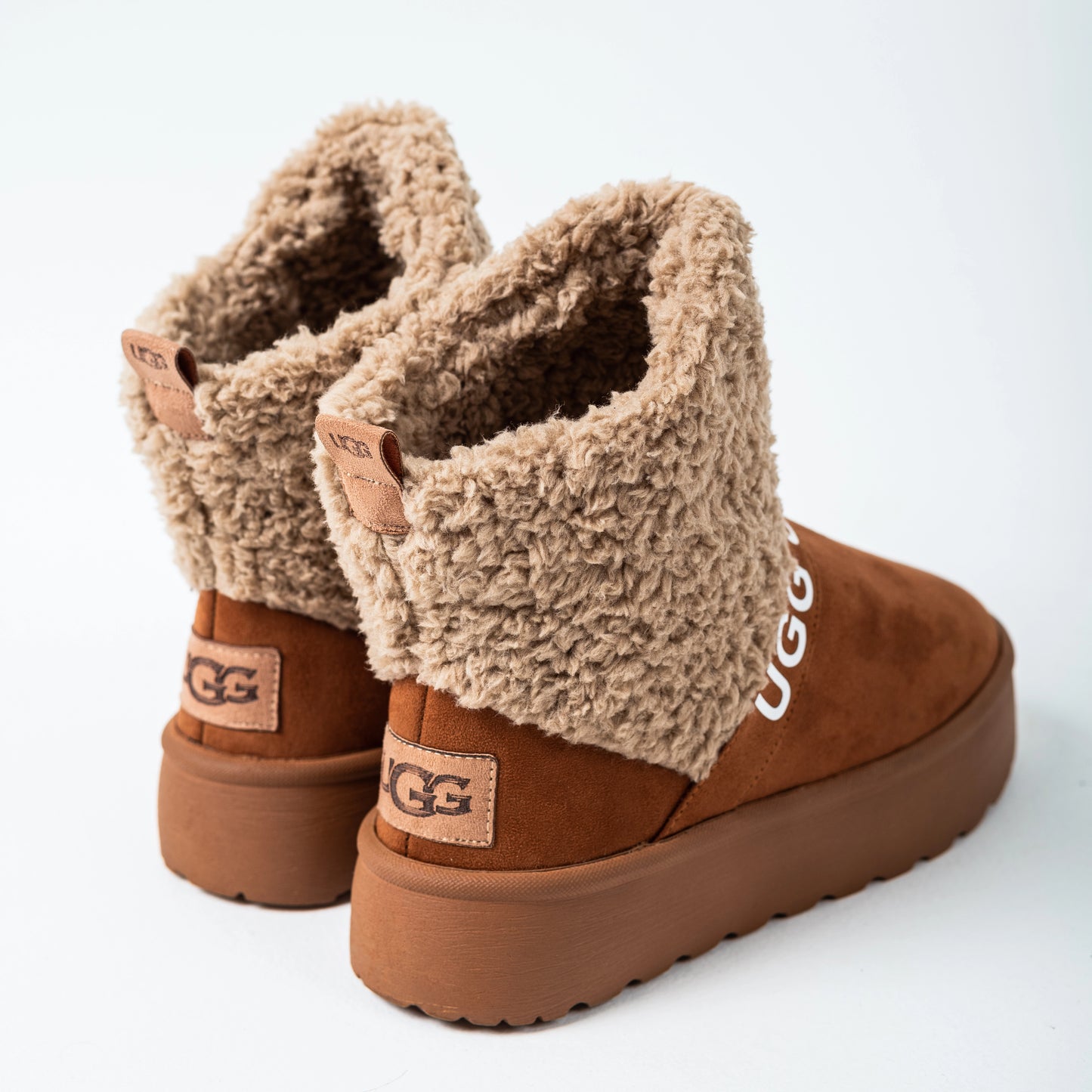 Women's CozyCrest Ugg Boots | Chestnut