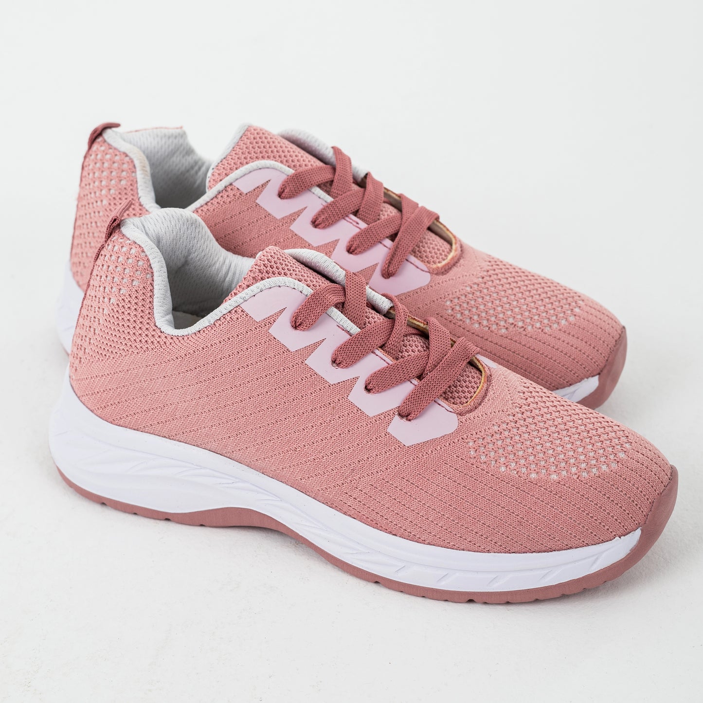 Trend Trek Sneakers