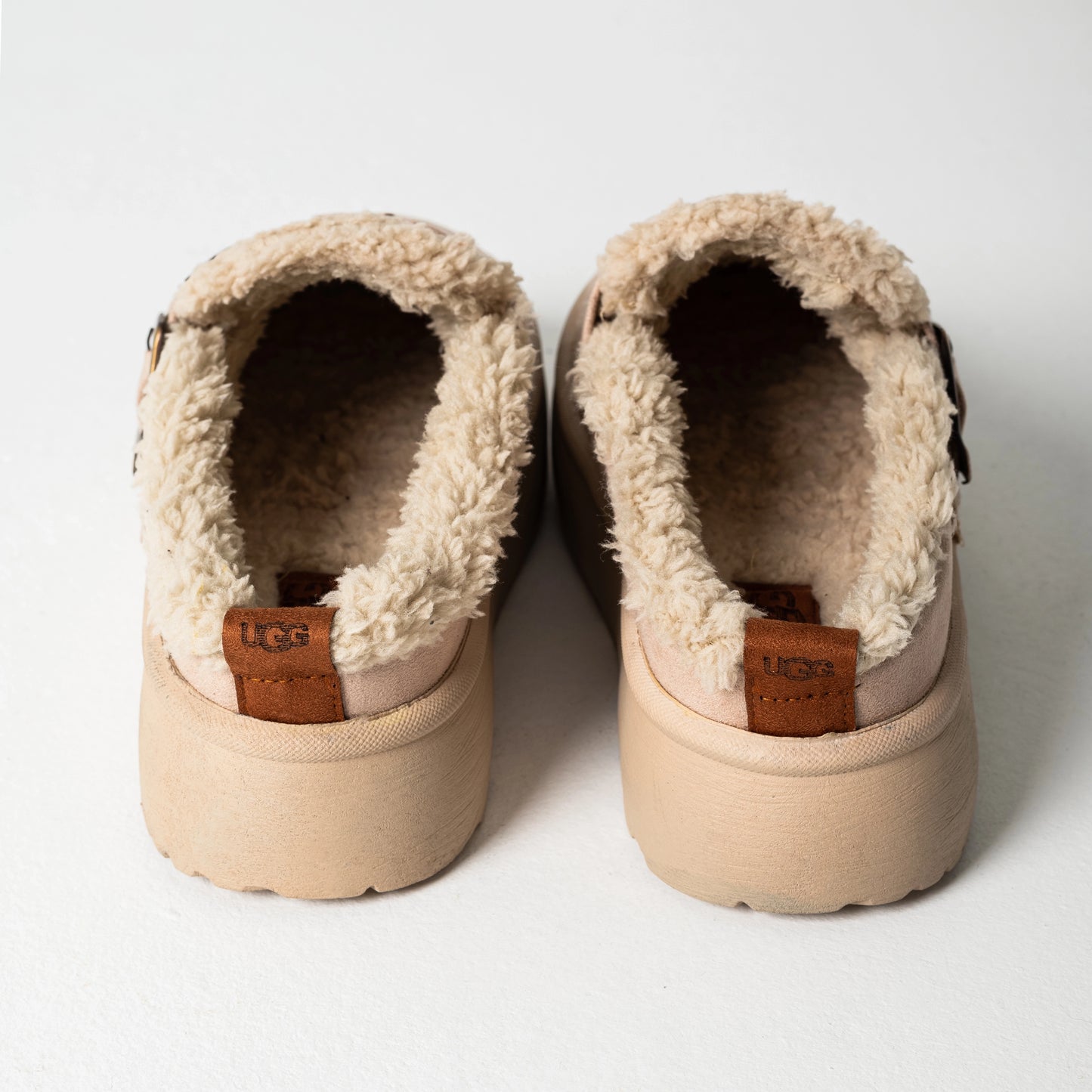 UGG LuxeClog Women's Slippers | Off-white