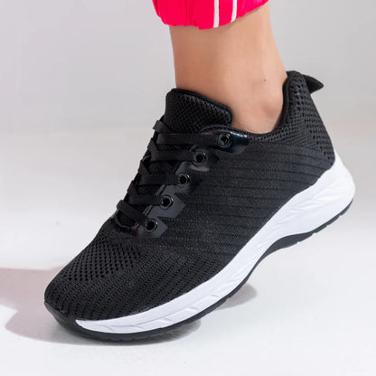 Trend Trek Light Wight Sneakers | Black