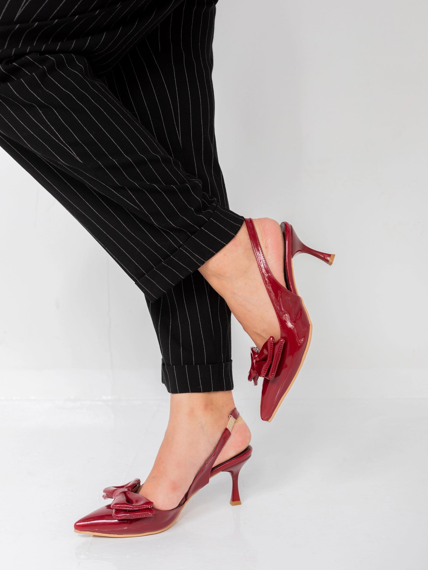 Scarlet Charm Bow Heels | Burgundy