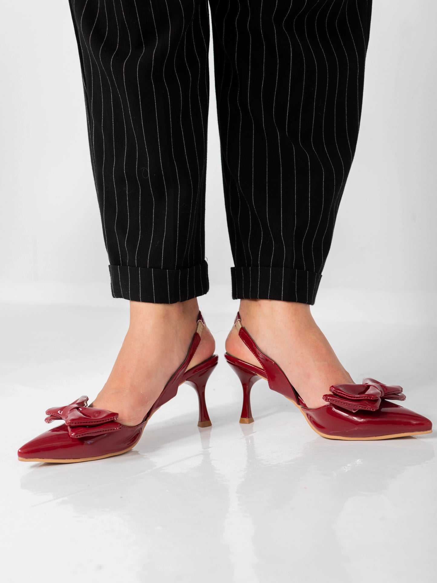 Scarlet Charm Bow Heels | Burgundy