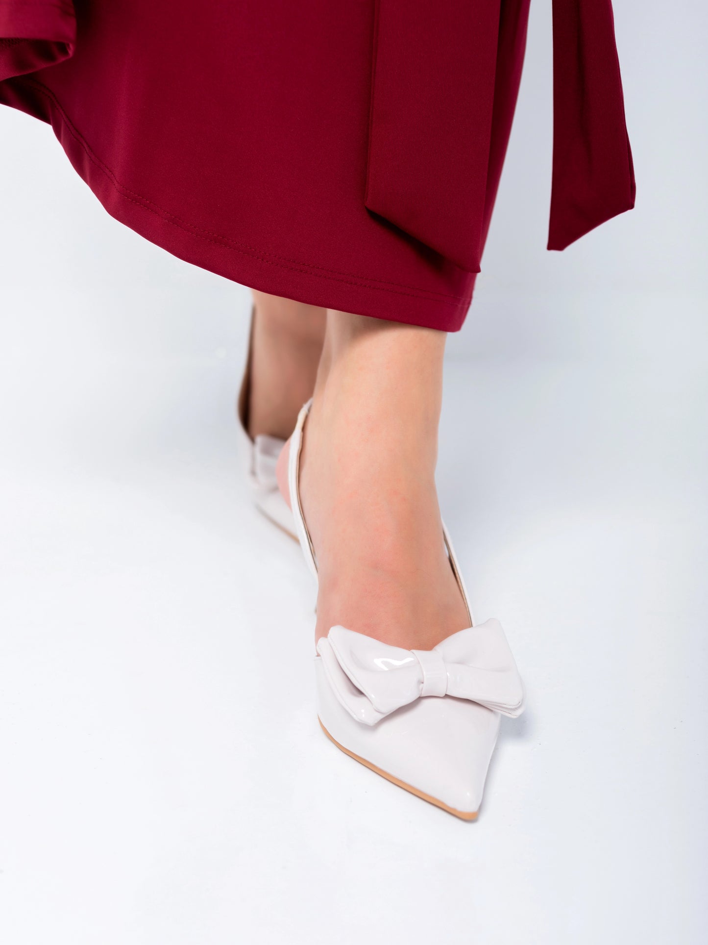 Scarlet Charm Bow Heels | White