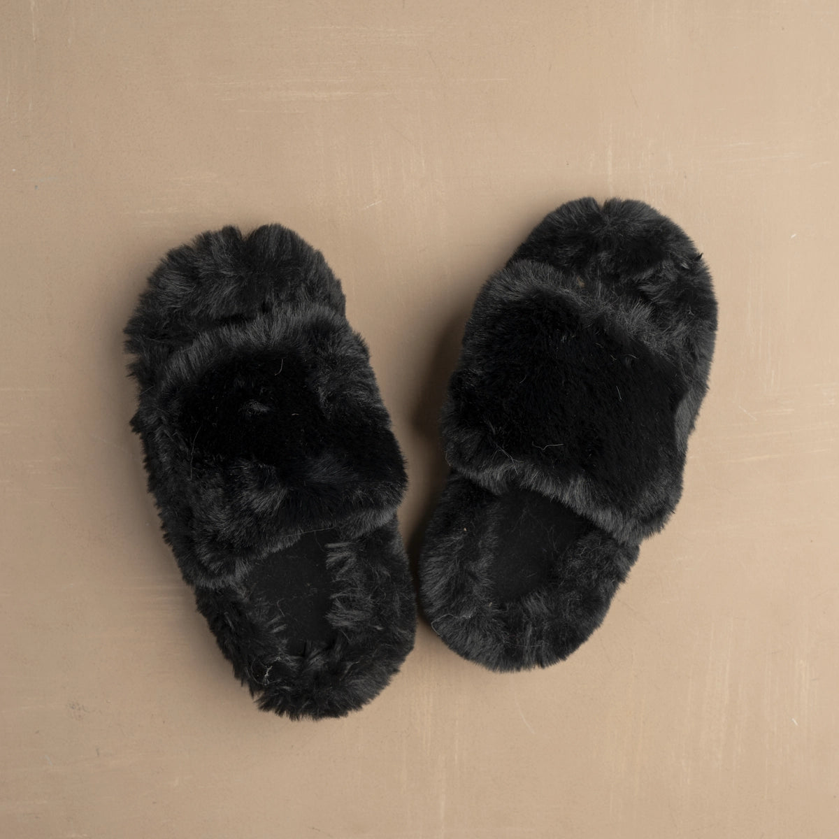 Fluffy Furry women's Slippers | Black