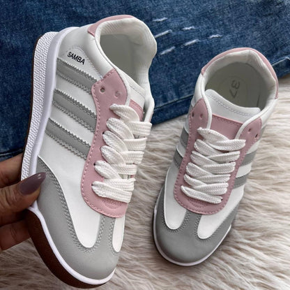 Retro Runner Sneakers - Pink