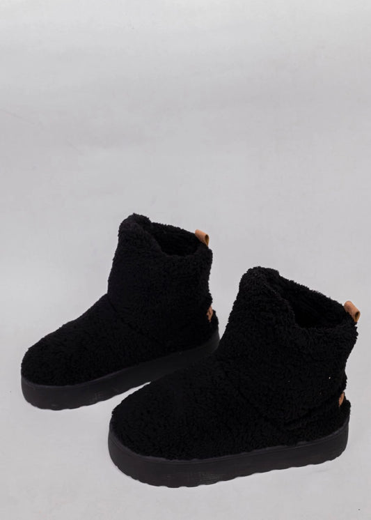 Women's Sheepskin Ugg Boots | Black